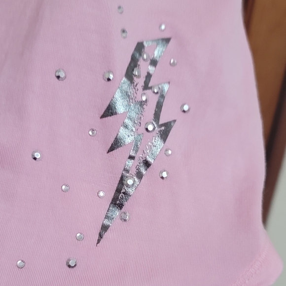 Betsey Johnson Pink Bedazzled V neck T-Shirt Sz Large - Picture 5 of 10